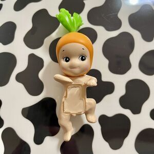 Sonny Angel Hippers Carrot Harvest series Mini Figure Fruit Vegetable Attach Me